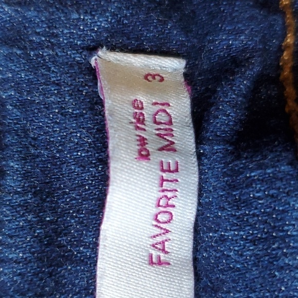 SO low rise favorite midi distressed denim shorts Sz 3preloved EUC - Picture 4 of 14